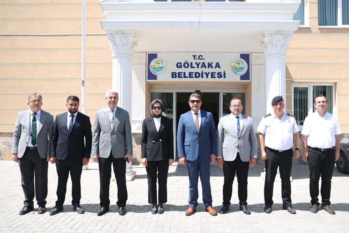 Düzce Valisi Selçuk Aslan'da Belediyemize ziyaret